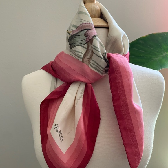 GUCCI RARE VINTAGE Silk Scarf - Picture 2 of 7